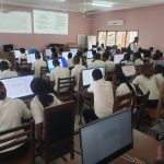 Salle informatique occupée